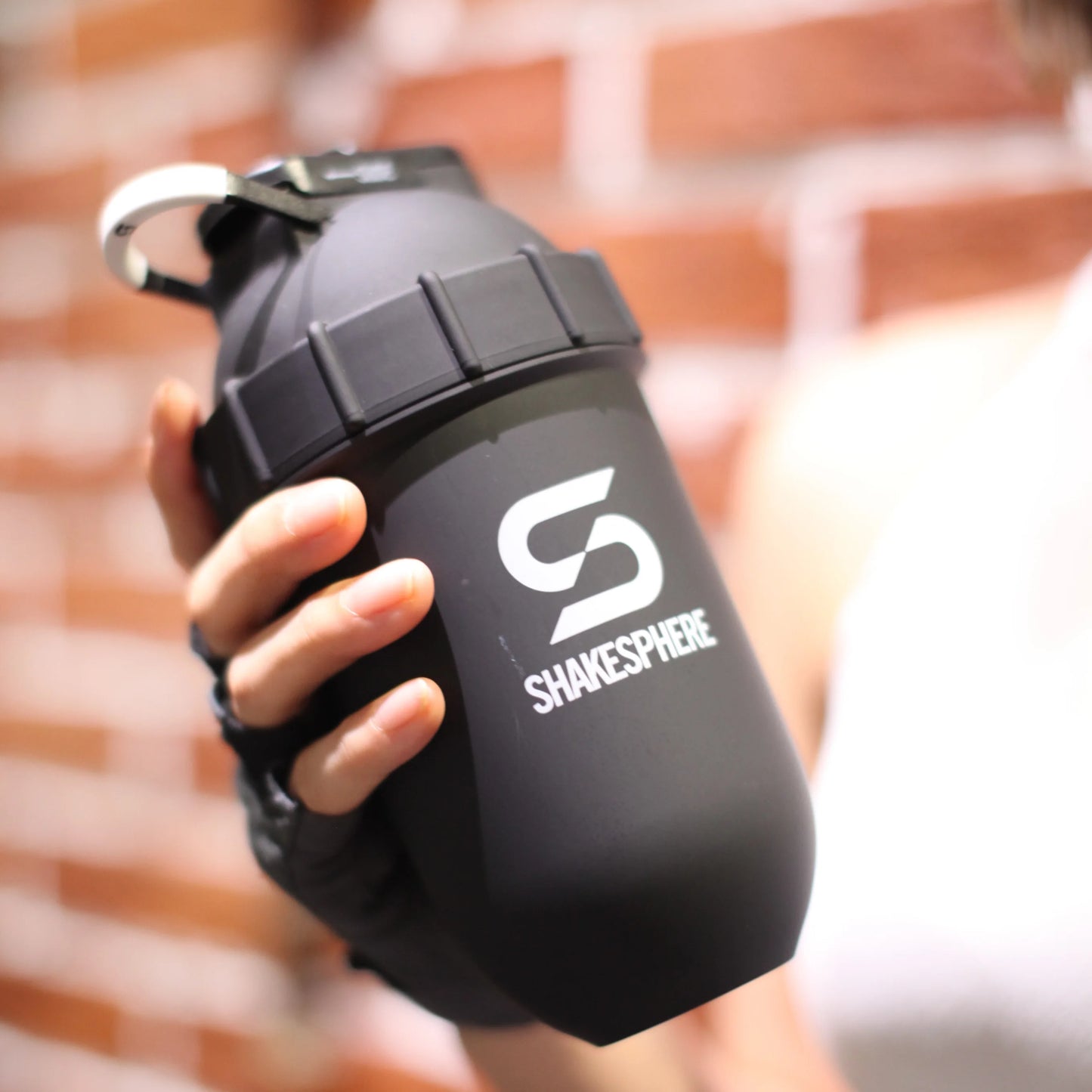 ShakeSphere Tumbler Protein Shaker  Origin Water  Sport Shaker for Protein Powder Mixing Fitness Gym Bottle 700ml
