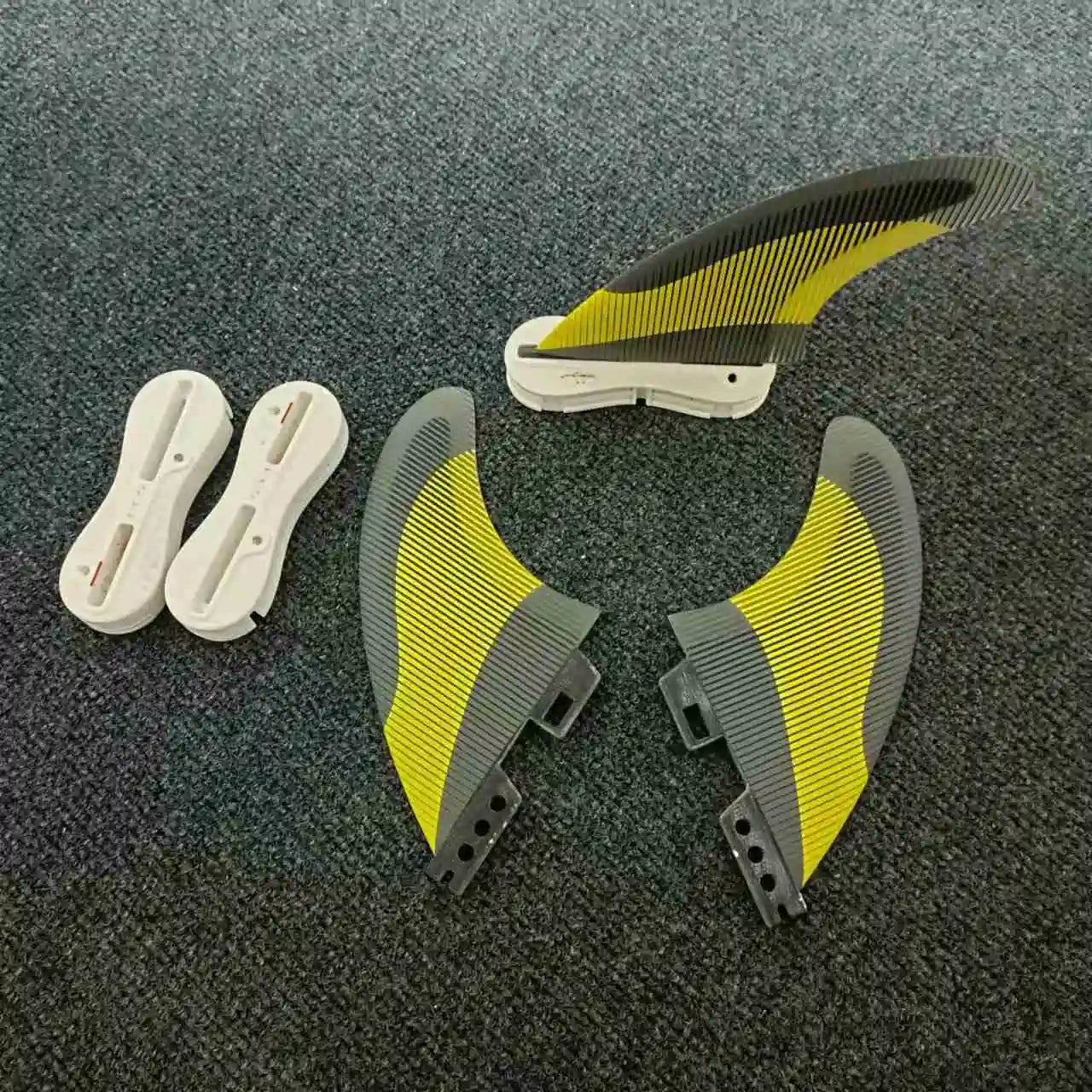 New Arrival Beach Surfboard Fins Sport and Recreation Yellow Three Pack for FCS 2 Fin Fiberglass Surf Fin Size M/L