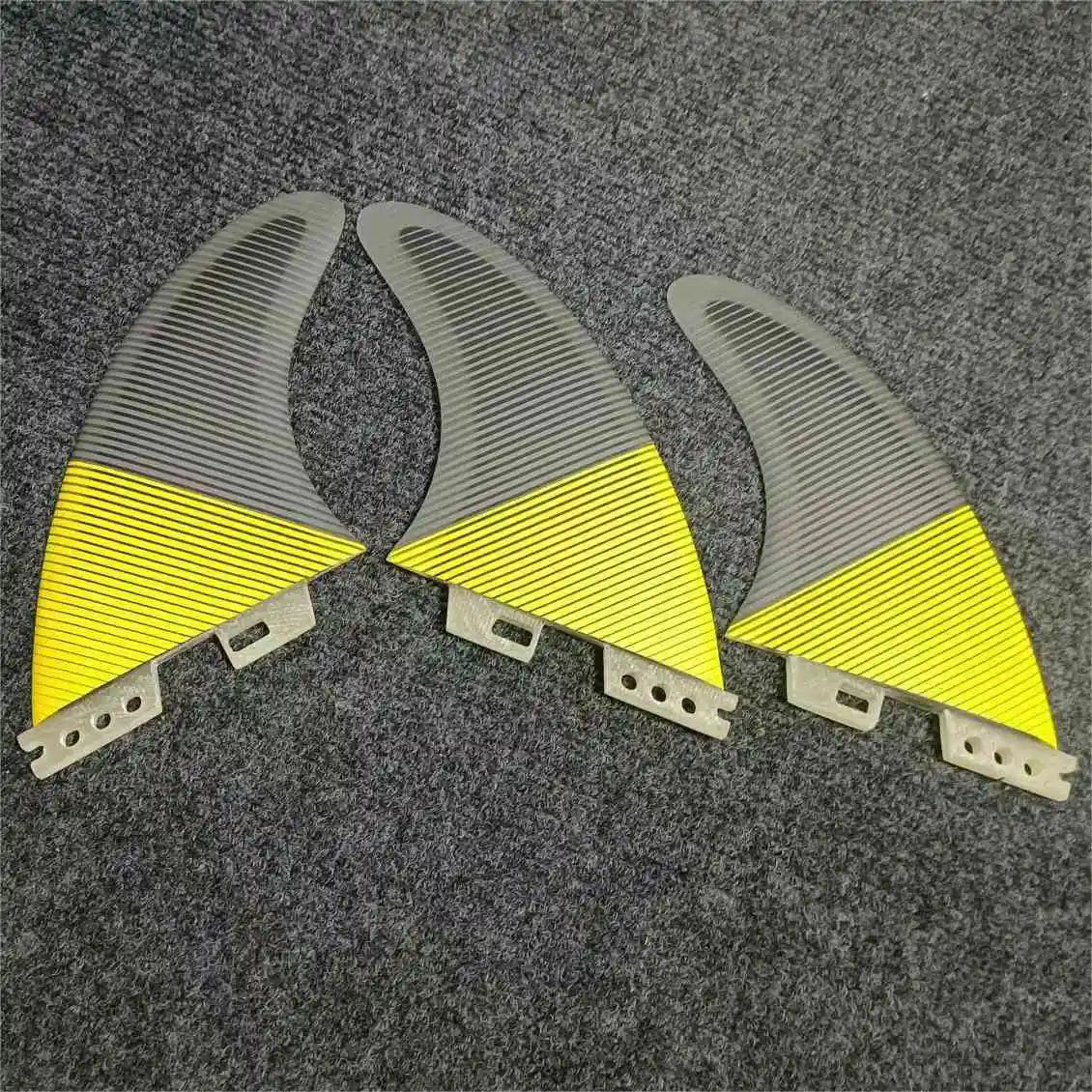 New Arrival Beach Surfboard Fins Sport and Recreation Yellow Three Pack for FCS 2 Fin Fiberglass Surf Fin Size M/L